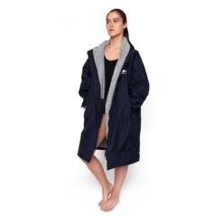 Piranha Senior Waterproof Changing Robe: Navy