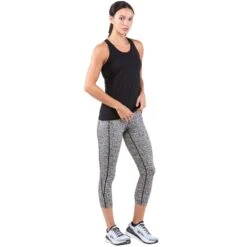 Ronhill Womens Life Deluxe Crop Tights: Vanilla/Black -Sports Equipment Store ronhillwomenslifedeluxecroptightsvanillablack3