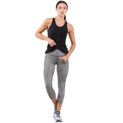 Ronhill Womens Life Deluxe Crop Tights: Vanilla/Black -Sports Equipment Store ronhillwomenslifedeluxecroptightsvanillablack5