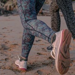 Ronhill Womens Life Tights: Deep Blue/MicroFloral -Sports Equipment Store ronhillwomenslifetightdeepbluemicrofloral5