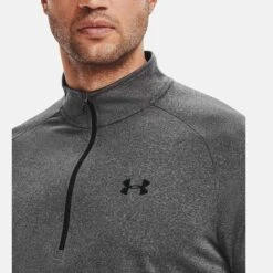 Under Armour Mens Tech 1/2 Zip Fleece: Carbon Heather/Black -Sports Equipment Store underarmourmenstechhalfzipfleececarbonheatherblack5